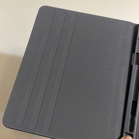 Heyday folio case for 10.9" iPad Air & 11” iPad Pro Black stylus holder New OS - Picture 4 of 5